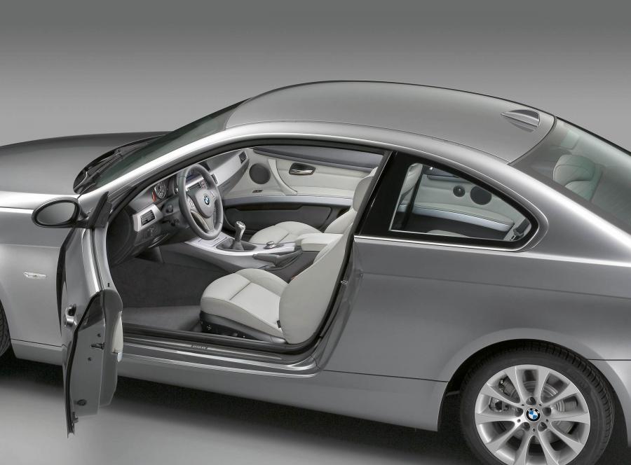  BMW 3-Series Coupe 2007 года  (фото 217 из 219)